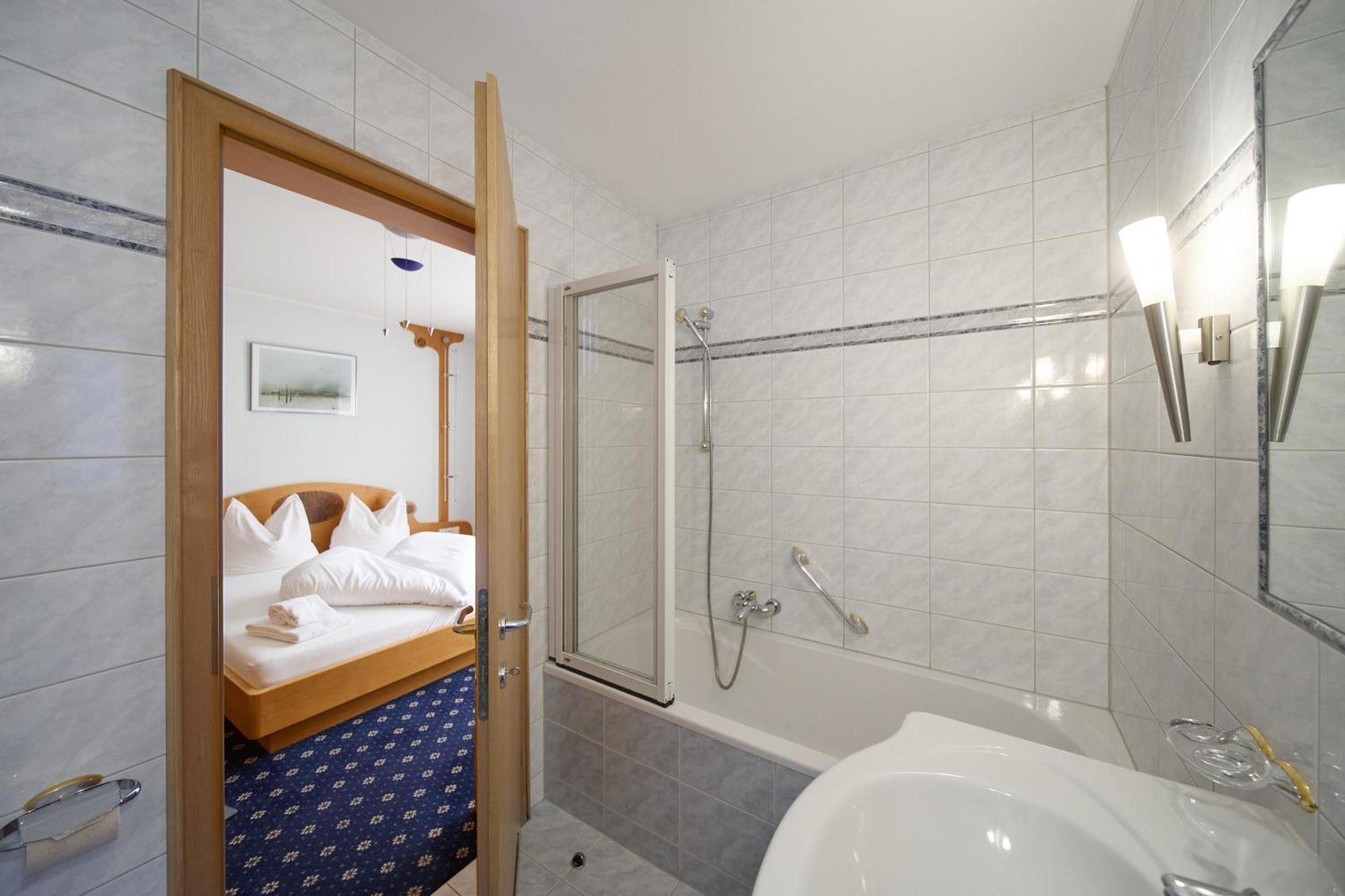 Haus 4 Montafon By Pferd Auf Wolke Apartment Gaschurn Ngoại thất bức ảnh