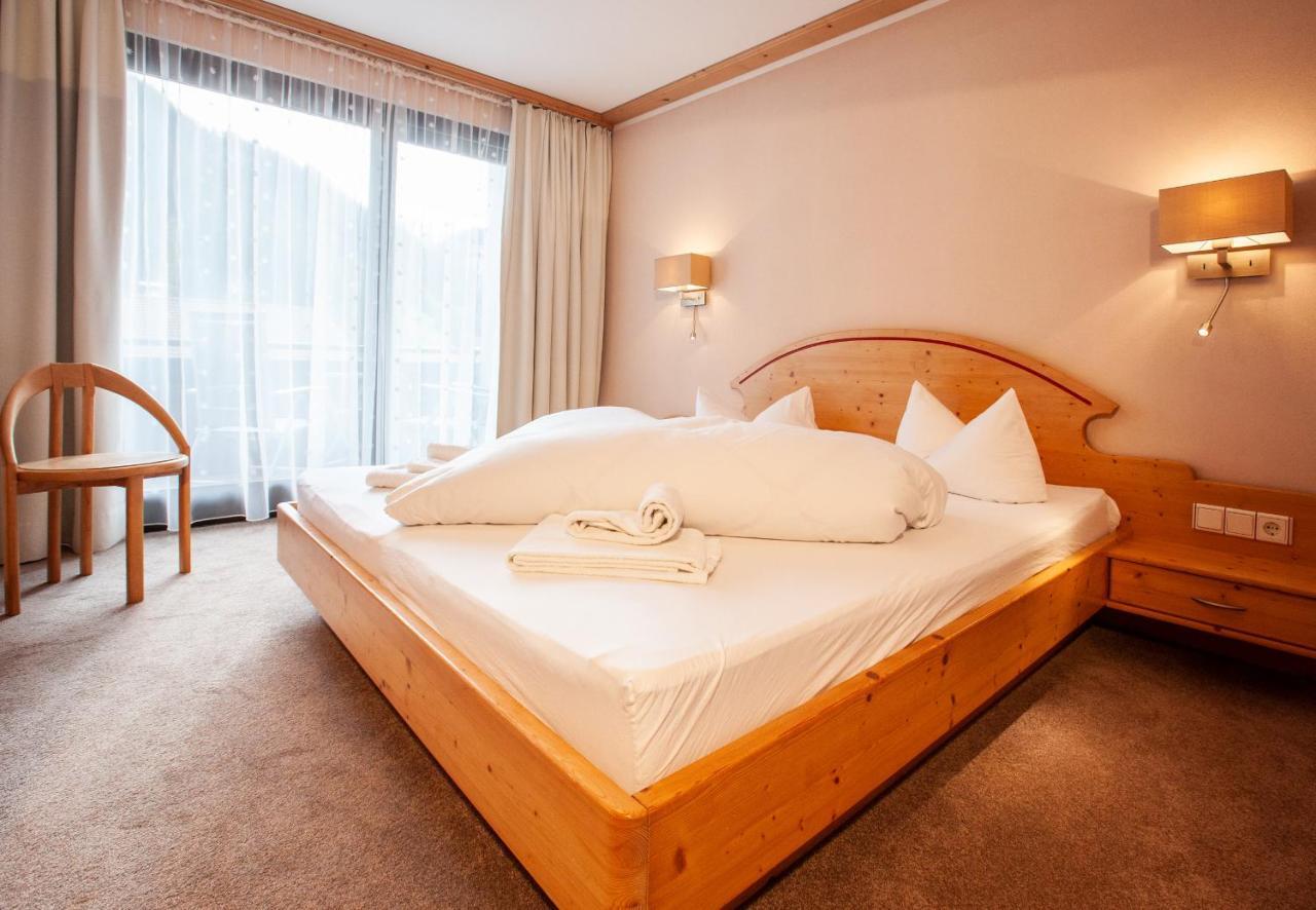 Haus 4 Montafon By Pferd Auf Wolke Apartment Gaschurn Ngoại thất bức ảnh